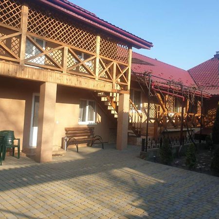 Садиба "У Юлії" Svalyava Εξωτερικό φωτογραφία